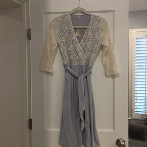 NWT Adorable Maternity Dress, Light blue & Lace